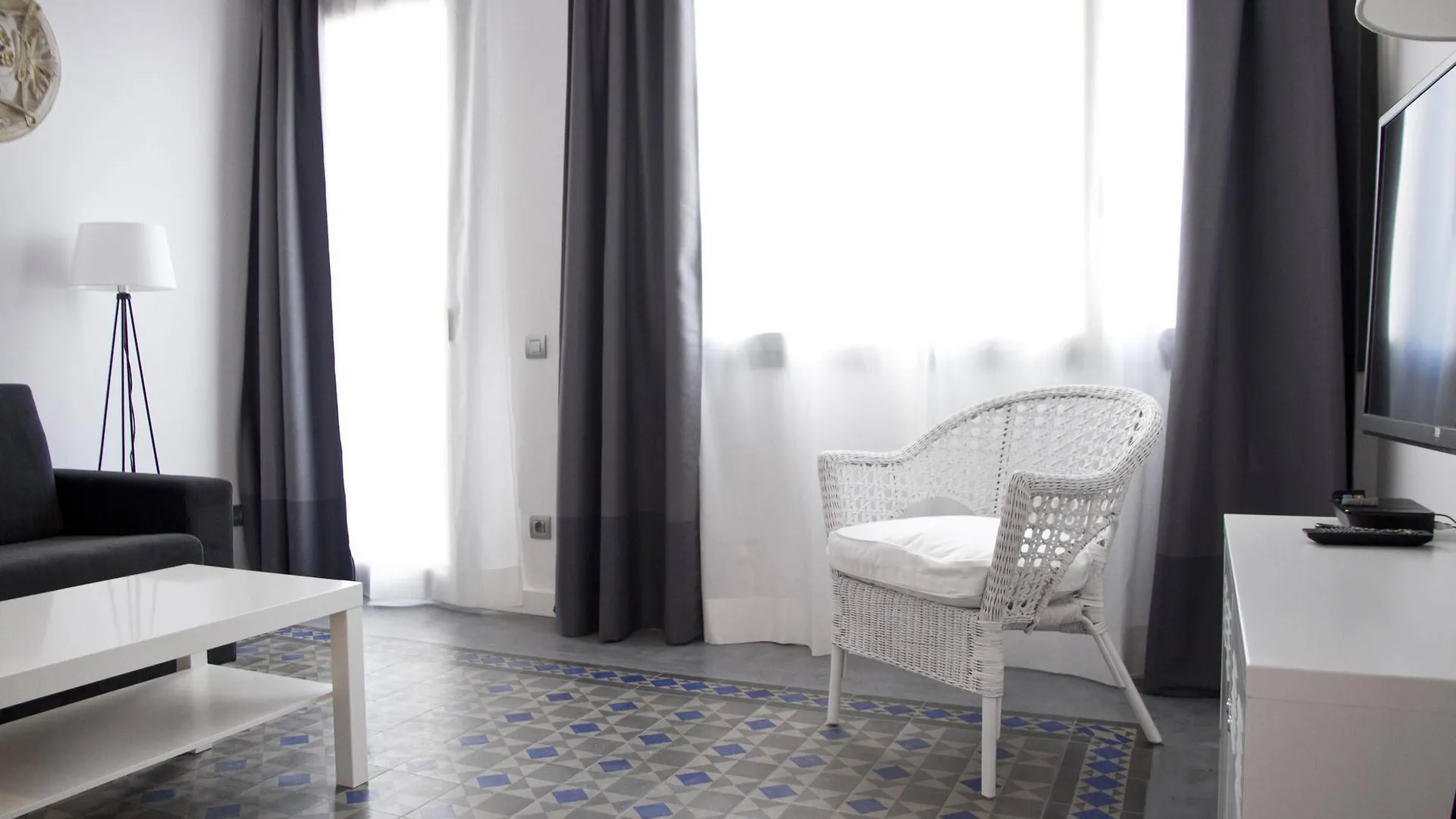Weflating Park Gueell Apartment Barcelona