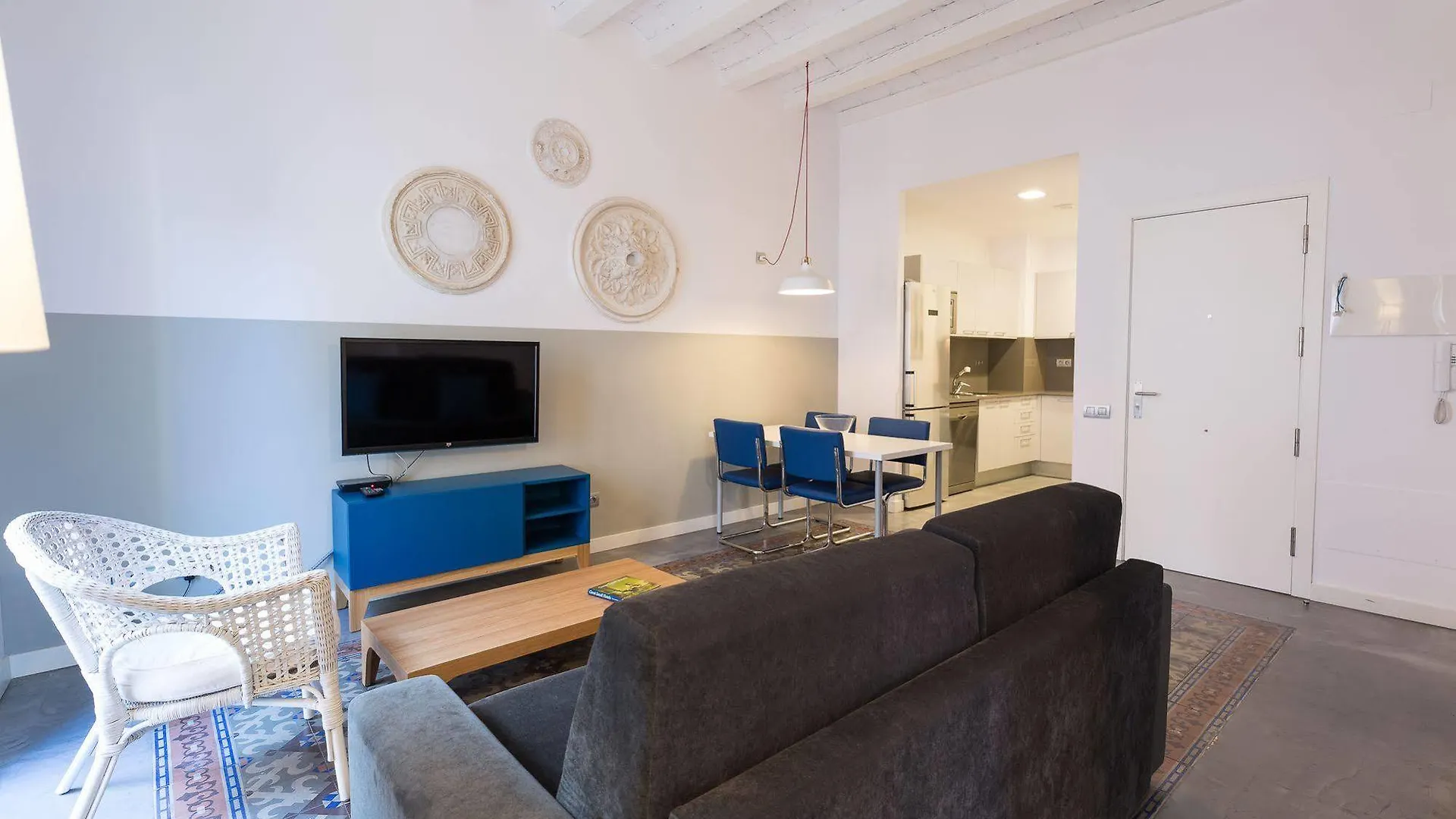 Weflating Park Gueell Apartment Barcelona 0*,  Spain