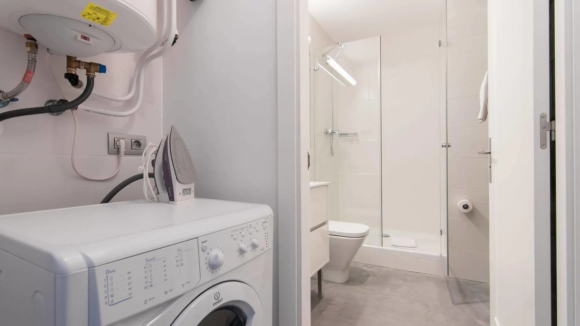 Weflating Park Gueell Apartment Barcelona 0*,